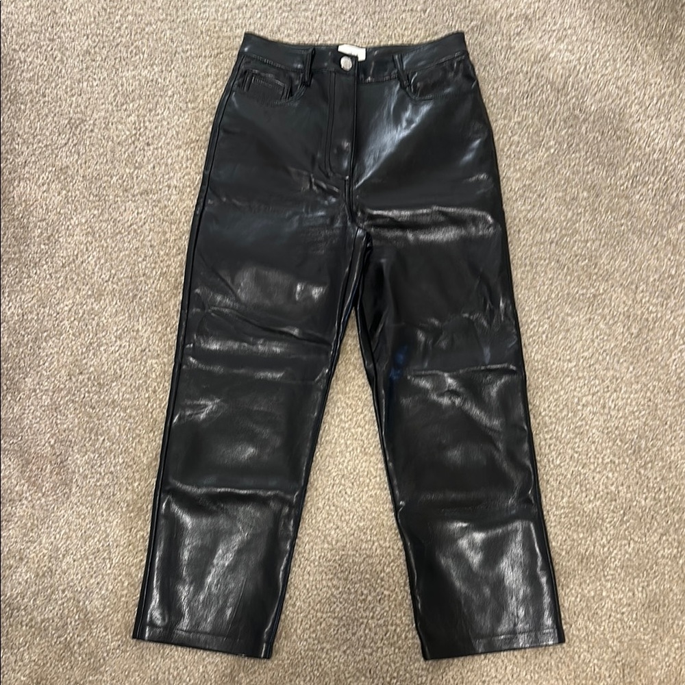 Aritzia Melina- crop